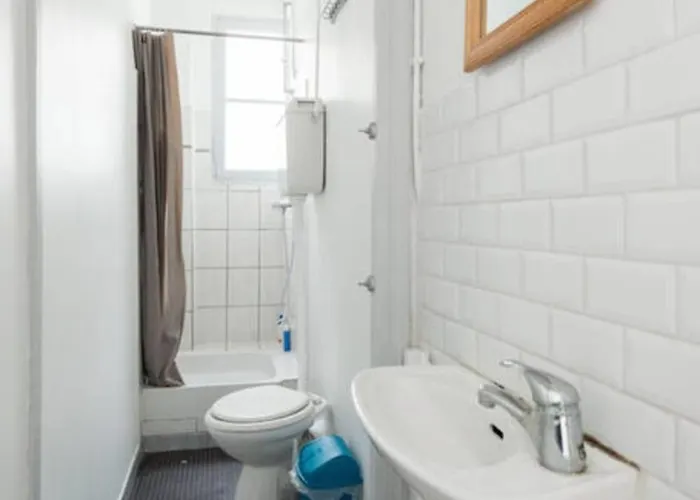 Apartment Bright Of 41m2 In The 10th -paris