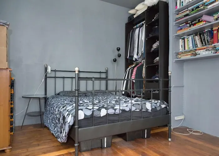 Apartment Bright Of 41m2 In The 10th -paris *